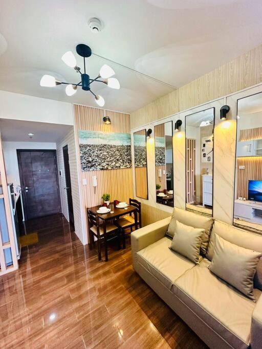 Apartment Classy Modern Haven 1br Air Makati